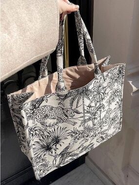 Canvas Safari Print Tote Bag in Beige and Black